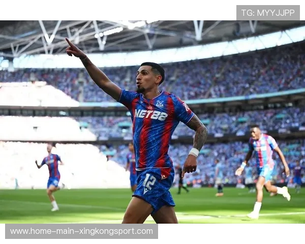 水晶宫在联赛中段稳步前进,水晶宫队什么水平